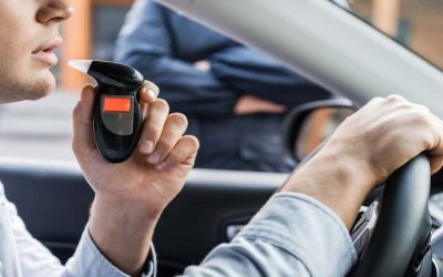 He dado positivo en un control de alcoholemia: ¿qué tengo que hacer y qué me va a pasar?